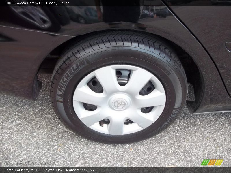 Black / Taupe 2002 Toyota Camry LE