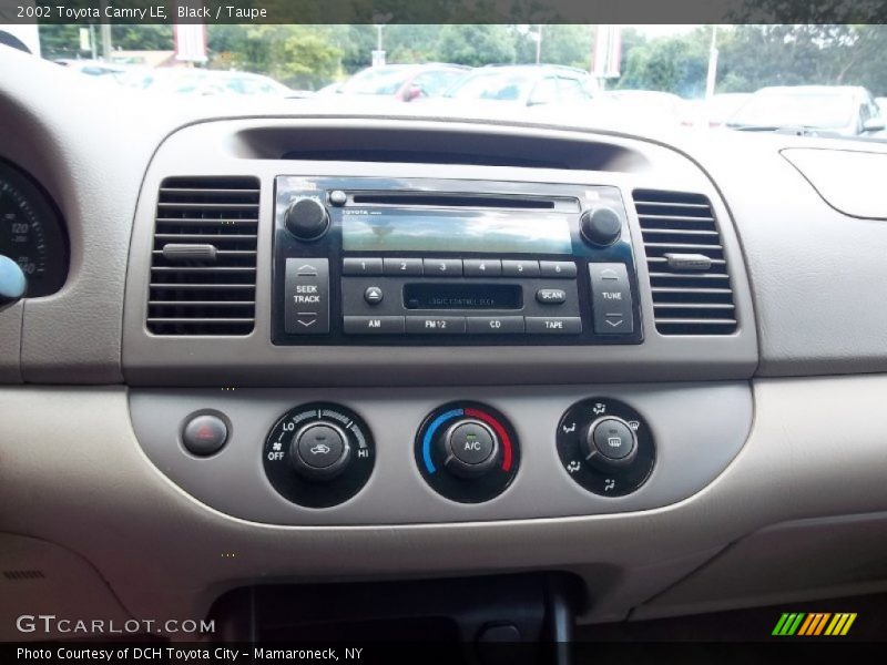 Black / Taupe 2002 Toyota Camry LE