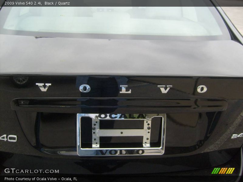 Black / Quartz 2009 Volvo S40 2.4i