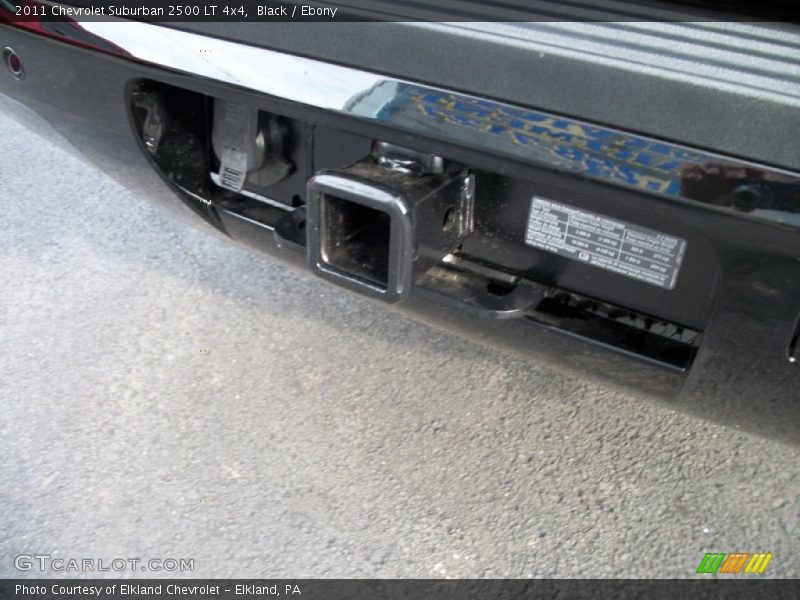 Black / Ebony 2011 Chevrolet Suburban 2500 LT 4x4