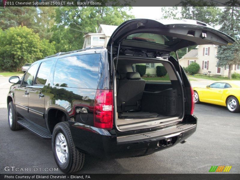 Black / Ebony 2011 Chevrolet Suburban 2500 LT 4x4