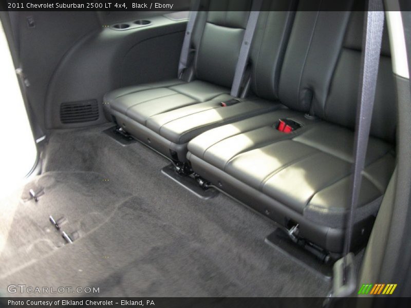  2011 Suburban 2500 LT 4x4 Ebony Interior