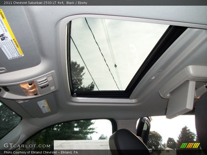 Sunroof of 2011 Suburban 2500 LT 4x4