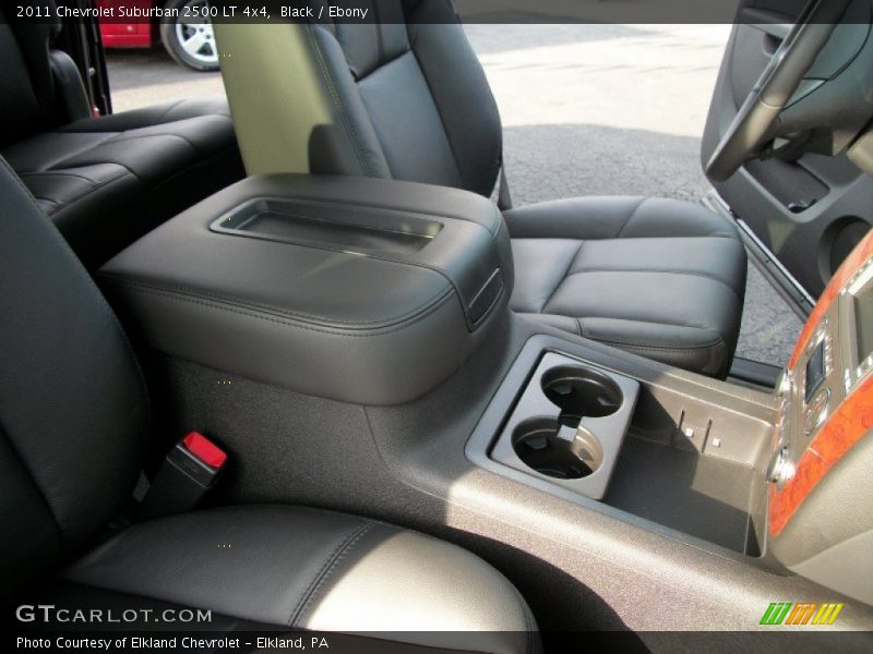 Black / Ebony 2011 Chevrolet Suburban 2500 LT 4x4
