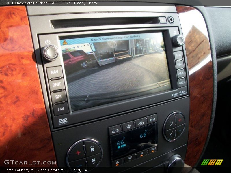 Black / Ebony 2011 Chevrolet Suburban 2500 LT 4x4