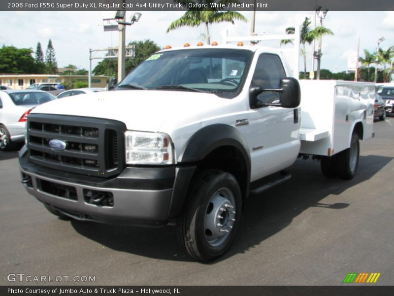 Oxford White / Medium Flint 2006 Ford F550 Super Duty XL Regular Cab 4x4 Utility Truck