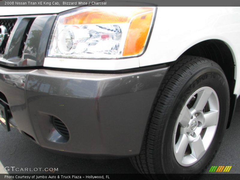 Blizzard White / Charcoal 2008 Nissan Titan XE King Cab