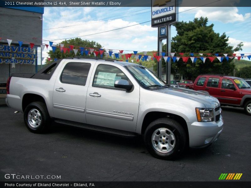 Sheer Silver Metallic / Ebony 2011 Chevrolet Avalanche LS 4x4