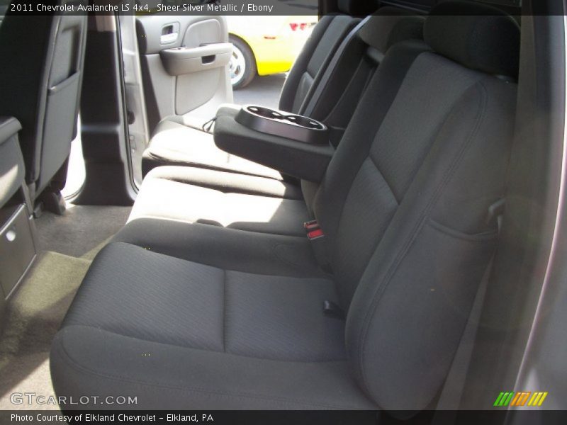 Sheer Silver Metallic / Ebony 2011 Chevrolet Avalanche LS 4x4