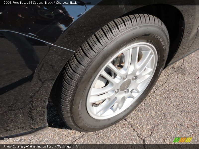 Black / Charcoal Black 2008 Ford Focus SE Sedan