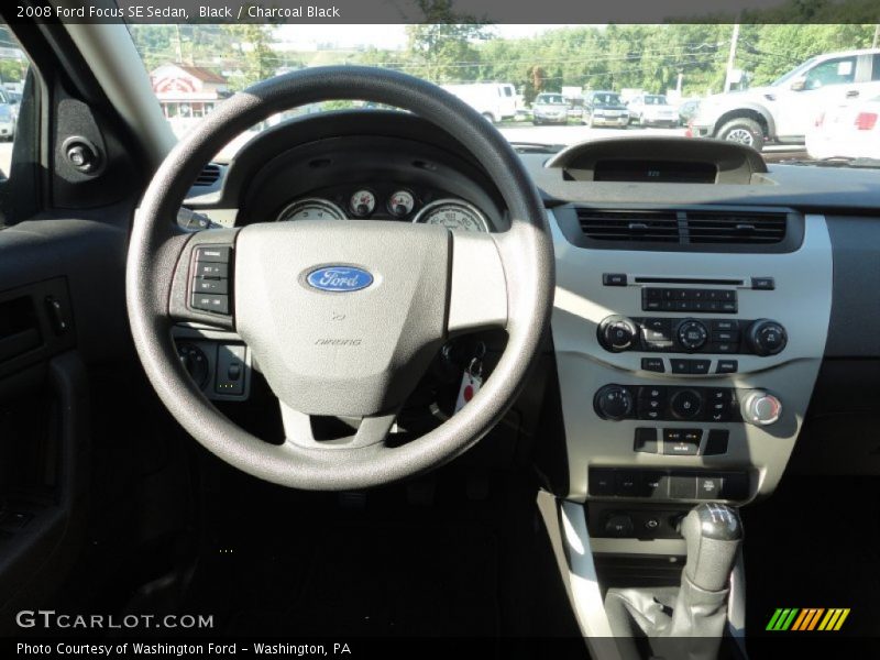 Black / Charcoal Black 2008 Ford Focus SE Sedan