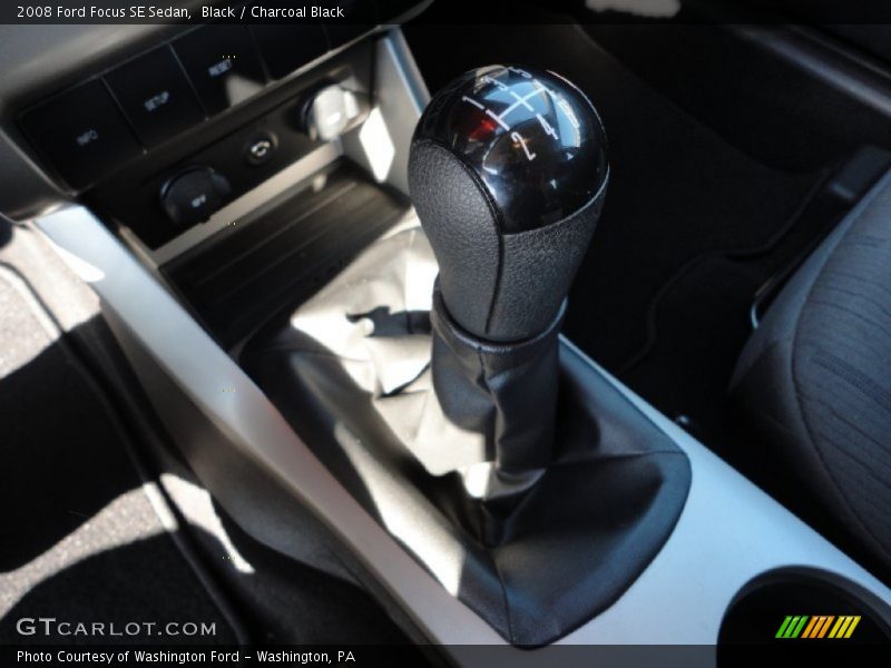 Black / Charcoal Black 2008 Ford Focus SE Sedan