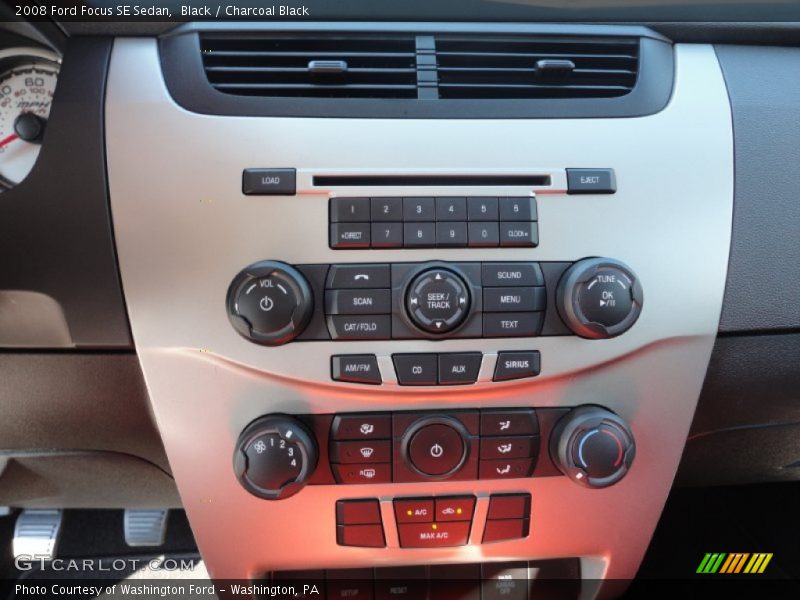 Black / Charcoal Black 2008 Ford Focus SE Sedan