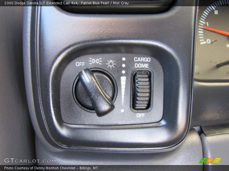 Controls of 2000 Dakota SLT Extended Cab 4x4
