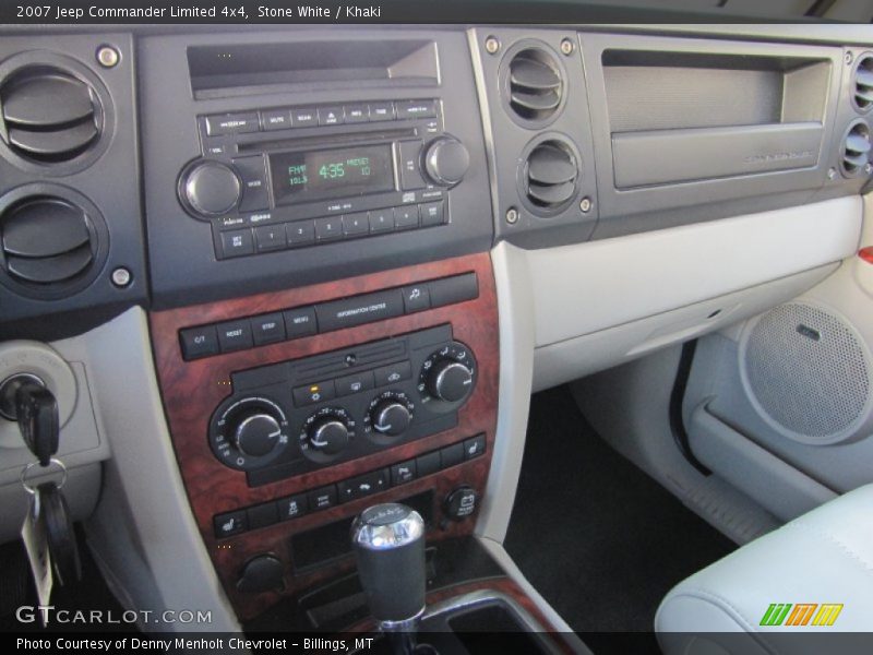 Stone White / Khaki 2007 Jeep Commander Limited 4x4