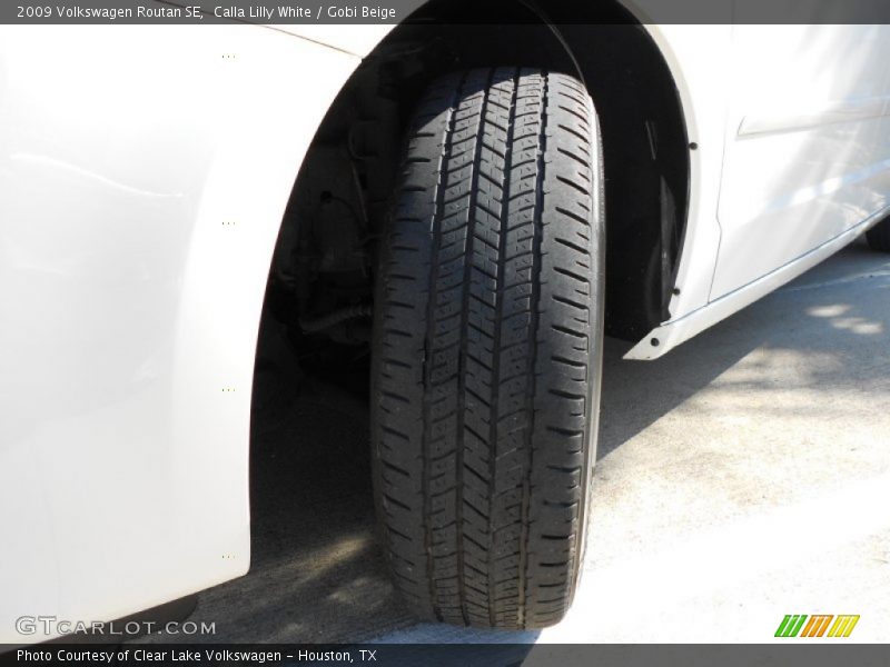 Calla Lilly White / Gobi Beige 2009 Volkswagen Routan SE
