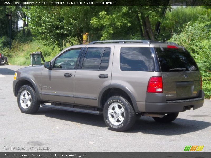 Mineral Grey Metallic / Medium Parchment 2004 Ford Explorer XLS 4x4