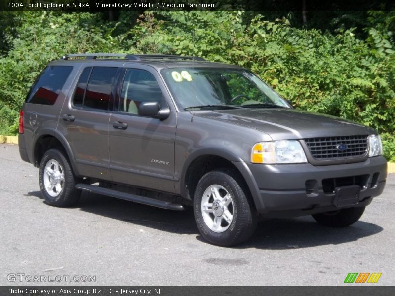 Mineral Grey Metallic / Medium Parchment 2004 Ford Explorer XLS 4x4