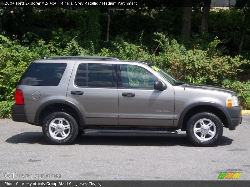 Mineral Grey Metallic / Medium Parchment 2004 Ford Explorer XLS 4x4