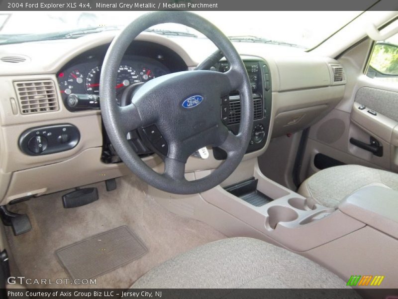 Mineral Grey Metallic / Medium Parchment 2004 Ford Explorer XLS 4x4