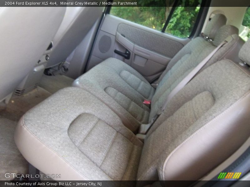 Mineral Grey Metallic / Medium Parchment 2004 Ford Explorer XLS 4x4