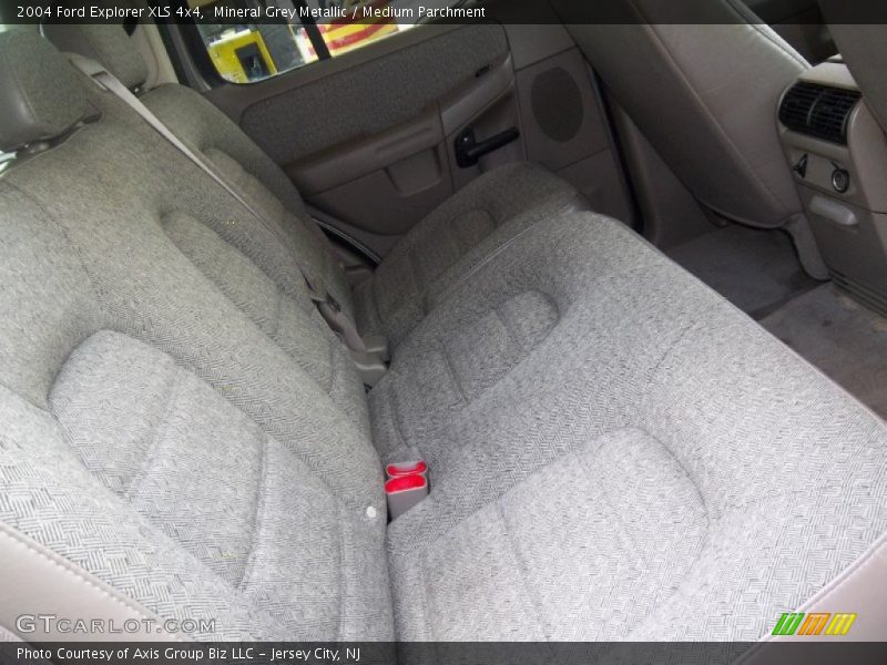 Mineral Grey Metallic / Medium Parchment 2004 Ford Explorer XLS 4x4
