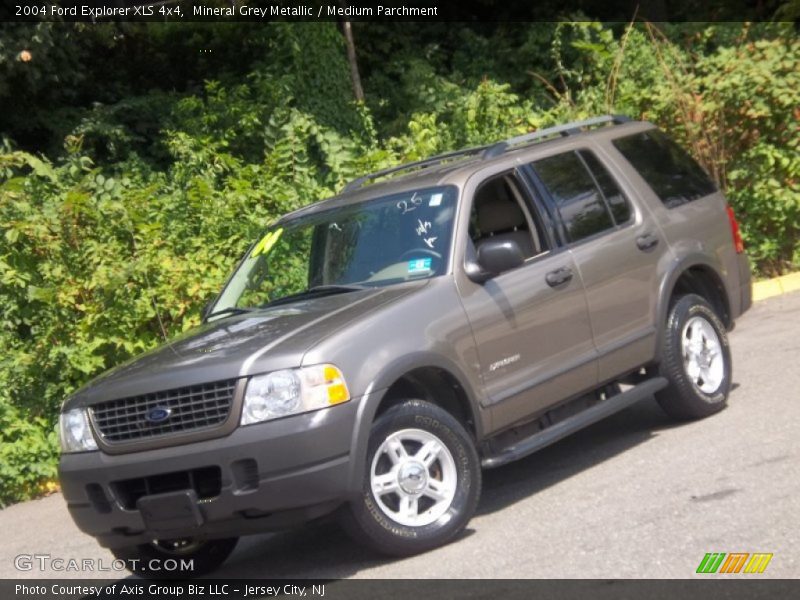 Mineral Grey Metallic / Medium Parchment 2004 Ford Explorer XLS 4x4