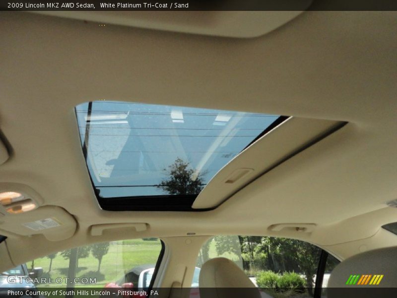 White Platinum Tri-Coat / Sand 2009 Lincoln MKZ AWD Sedan