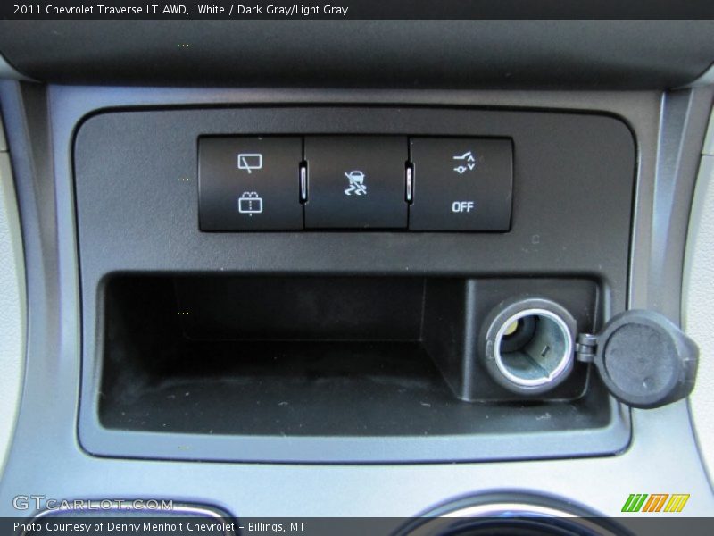 White / Dark Gray/Light Gray 2011 Chevrolet Traverse LT AWD