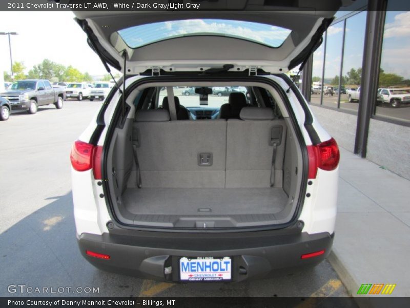 White / Dark Gray/Light Gray 2011 Chevrolet Traverse LT AWD