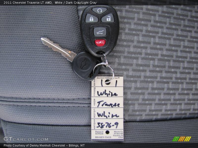 White / Dark Gray/Light Gray 2011 Chevrolet Traverse LT AWD