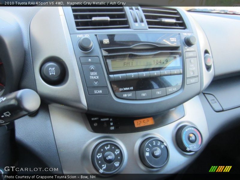 Controls of 2010 RAV4 Sport V6 4WD