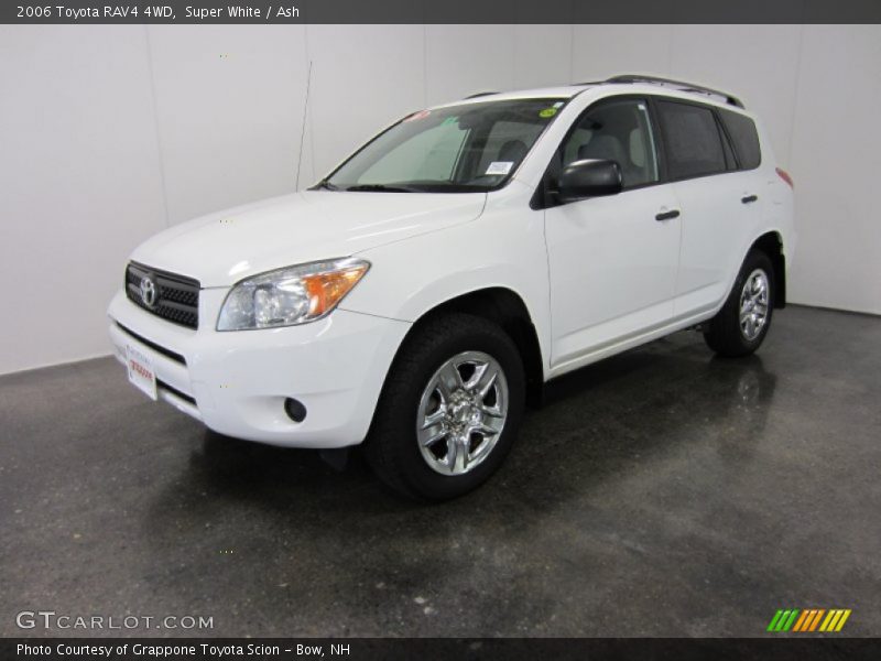 Super White / Ash 2006 Toyota RAV4 4WD