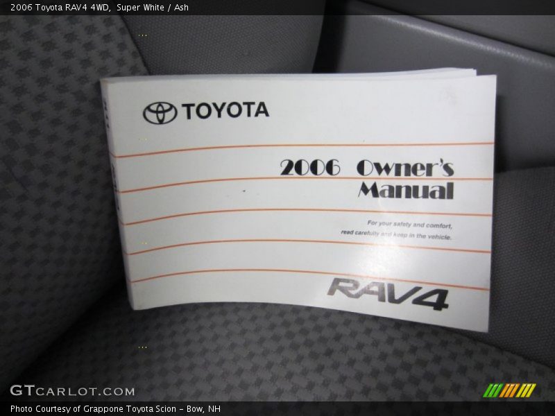 Super White / Ash 2006 Toyota RAV4 4WD