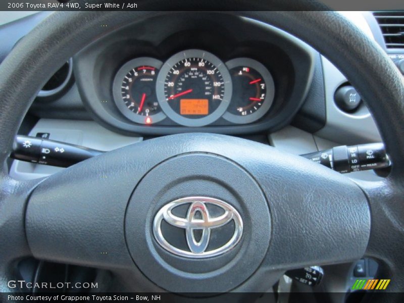 Super White / Ash 2006 Toyota RAV4 4WD