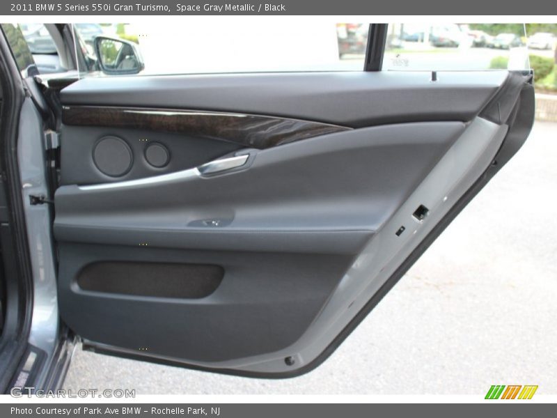 Door Panel of 2011 5 Series 550i Gran Turismo