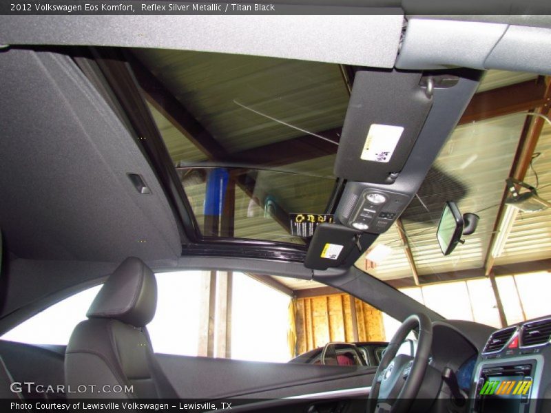 Reflex Silver Metallic / Titan Black 2012 Volkswagen Eos Komfort