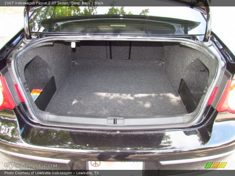 Deep Black / Black 2007 Volkswagen Passat 2.0T Sedan