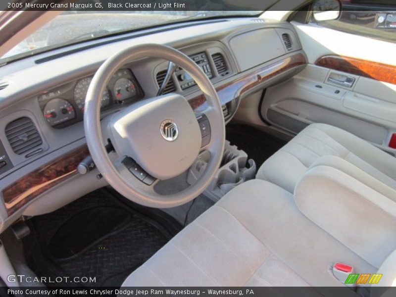 Black Clearcoat / Light Flint 2005 Mercury Grand Marquis GS
