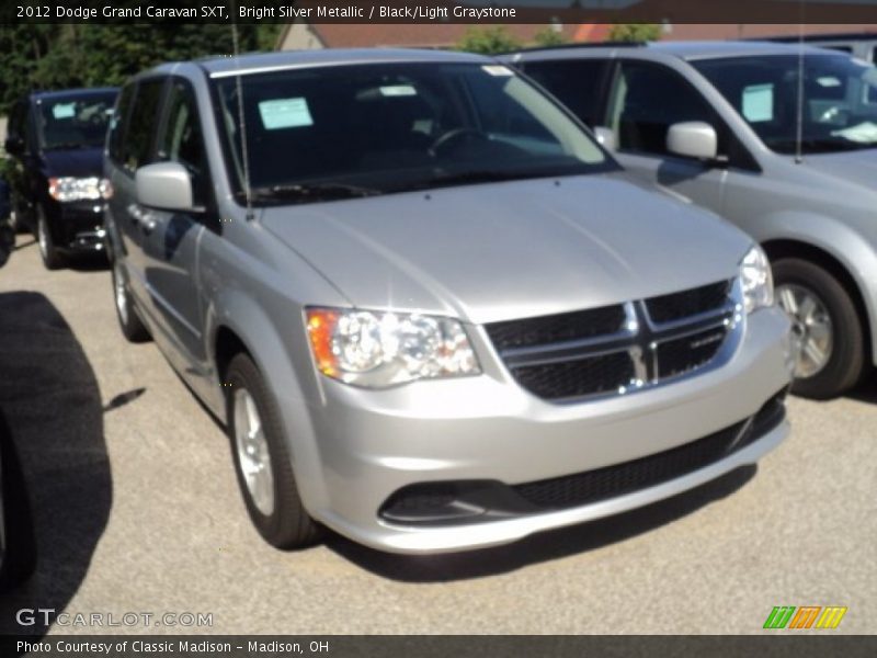 Bright Silver Metallic / Black/Light Graystone 2012 Dodge Grand Caravan SXT