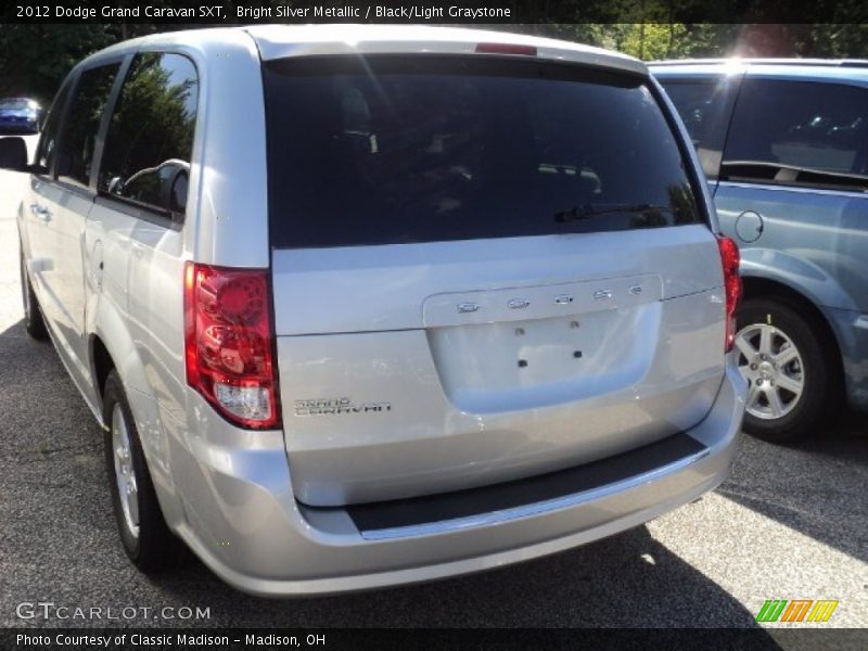 Bright Silver Metallic / Black/Light Graystone 2012 Dodge Grand Caravan SXT