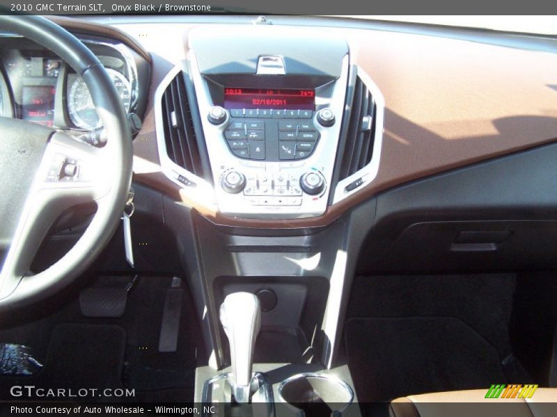 Onyx Black / Brownstone 2010 GMC Terrain SLT