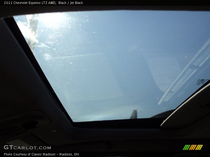 Black / Jet Black 2011 Chevrolet Equinox LTZ AWD