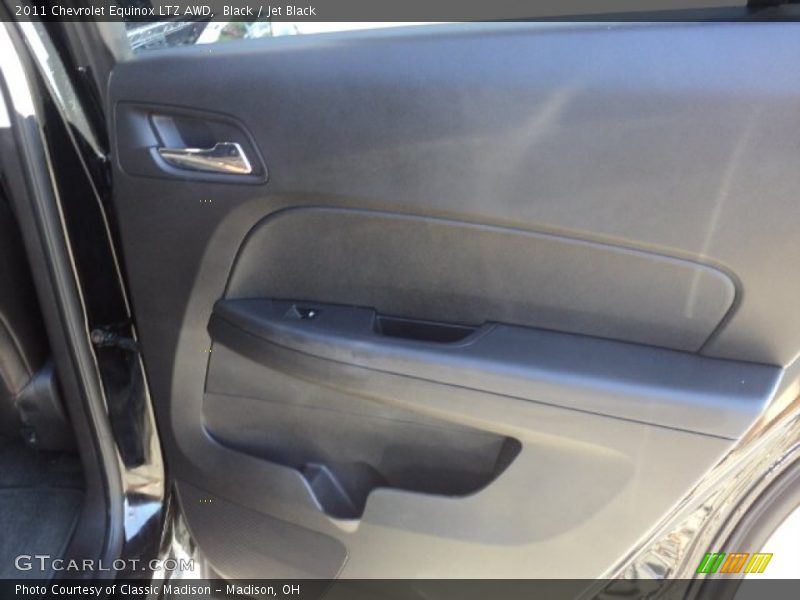 Black / Jet Black 2011 Chevrolet Equinox LTZ AWD