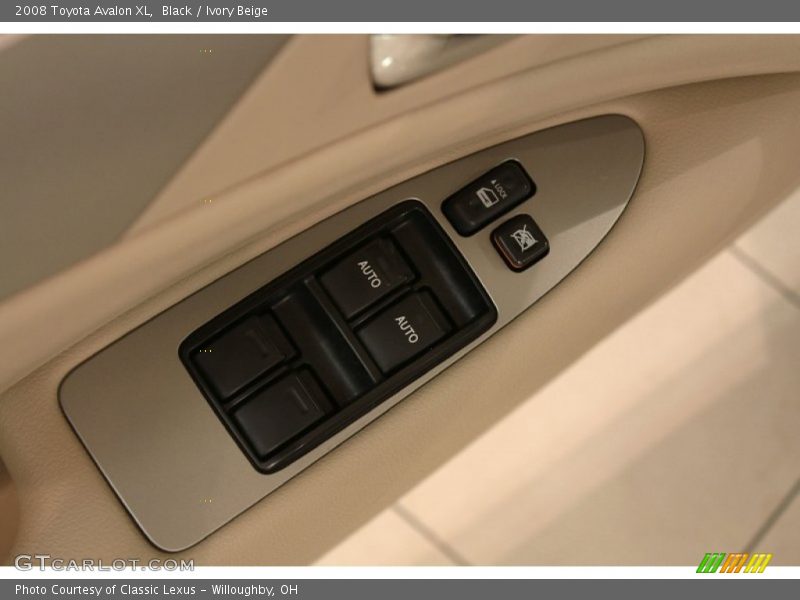 Black / Ivory Beige 2008 Toyota Avalon XL