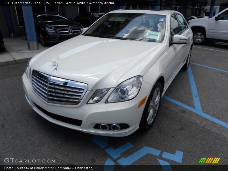 Arctic White / Almond/Mocha 2011 Mercedes-Benz E 350 Sedan