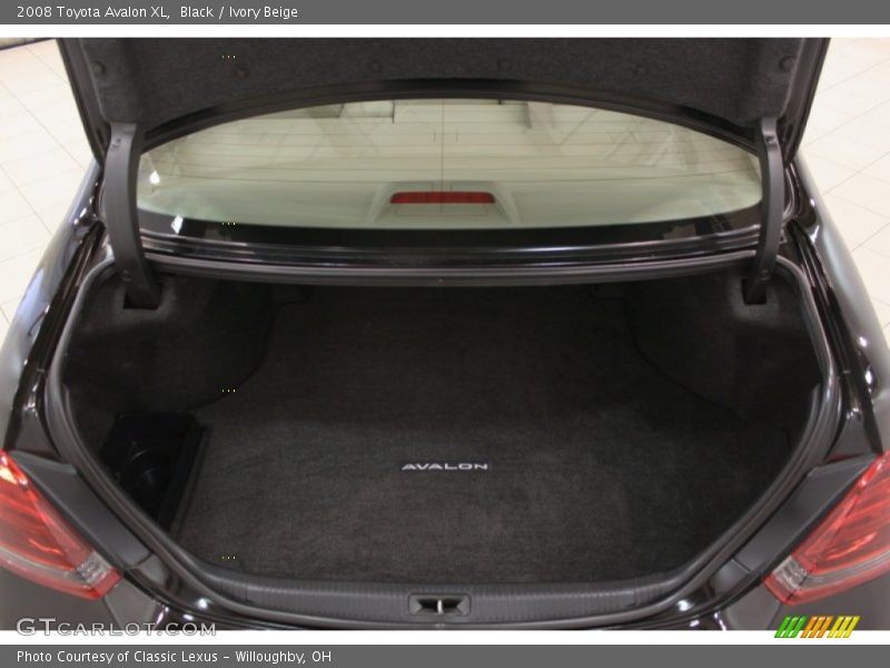 Black / Ivory Beige 2008 Toyota Avalon XL