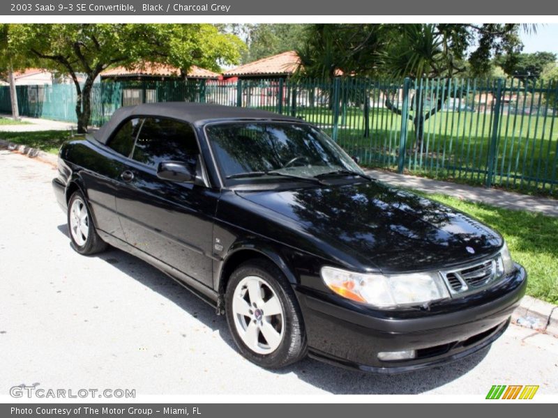 Black / Charcoal Grey 2003 Saab 9-3 SE Convertible