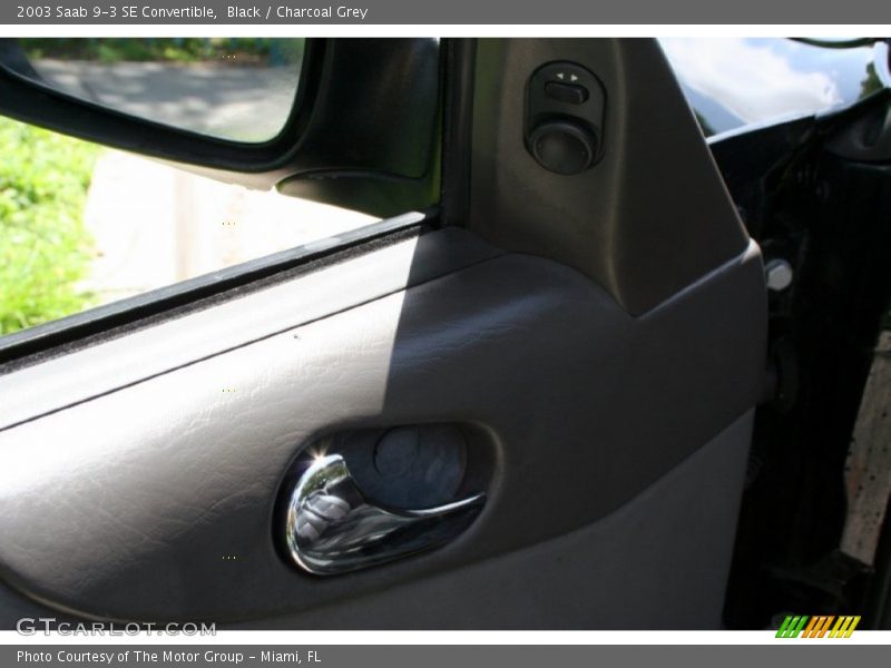 Black / Charcoal Grey 2003 Saab 9-3 SE Convertible