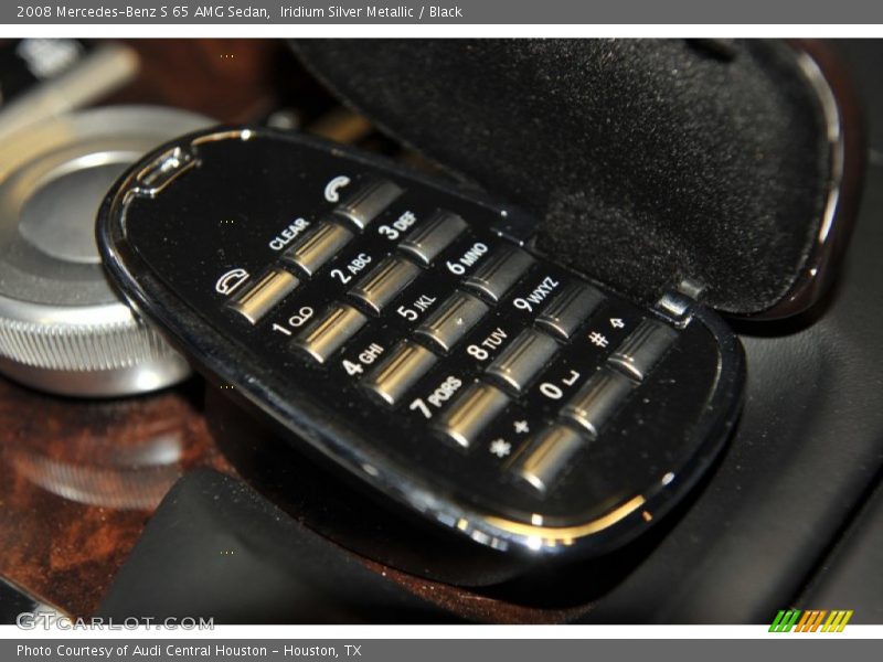 Controls of 2008 S 65 AMG Sedan